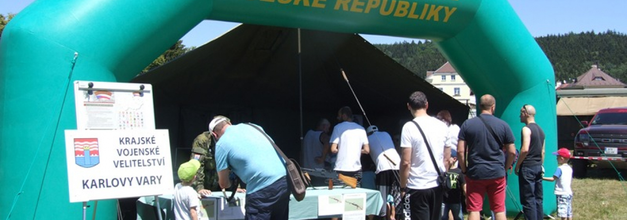 mezinebazemi_ml_01.jpg