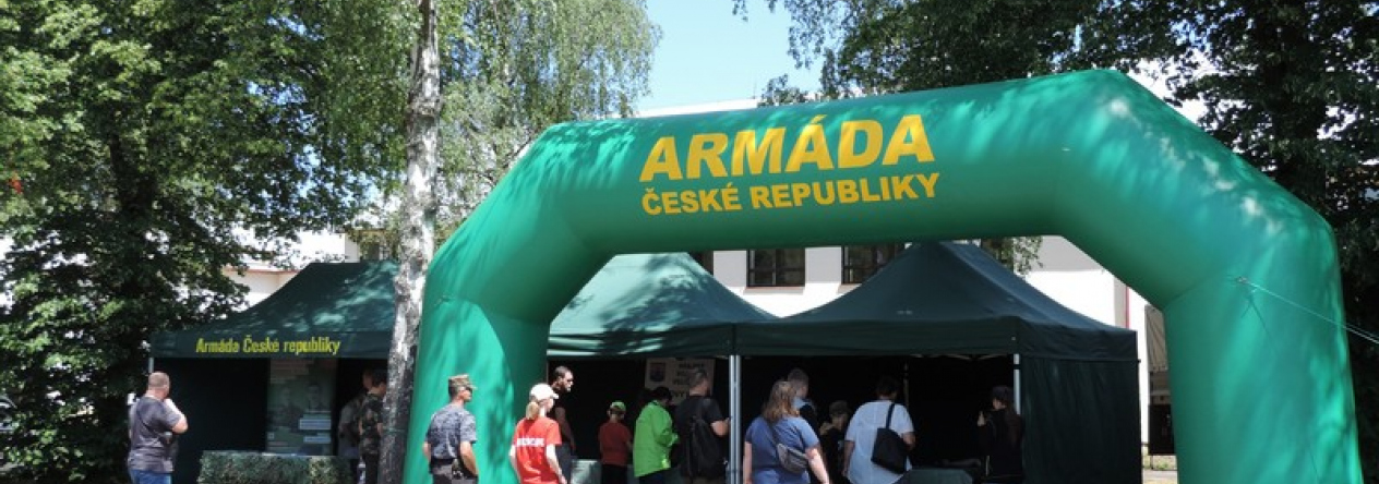 Mezi nebem a zemí 23_01