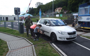 kontrola podvozku osobního auta