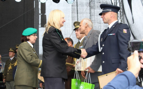 ocenění válečných veteránů starostkou Sokolova