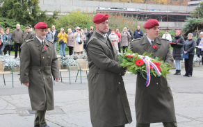 vzpomínka na válečné veterány-zástupci KVV Karlovy Vary