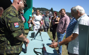 Tento samopal si pamatuji z doby své základní vojenské služby