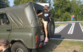 Počkejte, ještě nastupuji